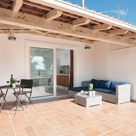 Beachside Marko * Milna