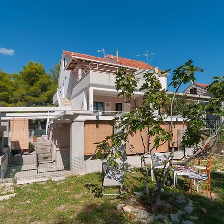 Beachside Marko Apartman Milna