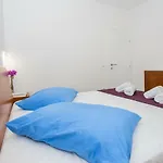 Apartman Beachside Villa Marko *