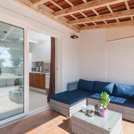 Beachside Villa Marko Apartment