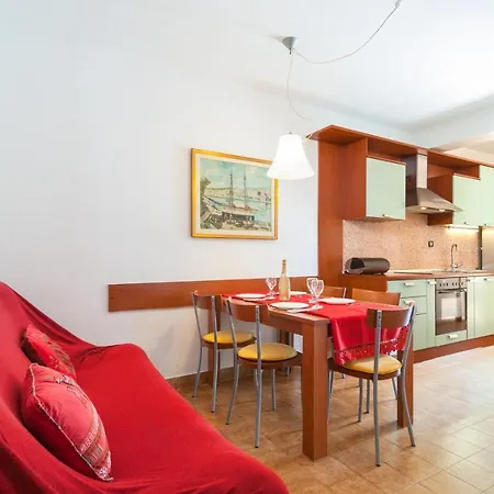 Apartment Beachside Villa Marko