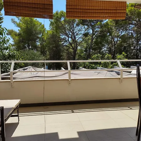 Beachside Villa Marko *