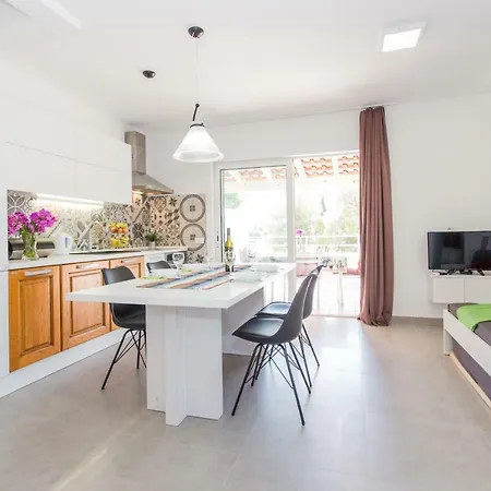 Beachside Villa Marko Milna (Brac)