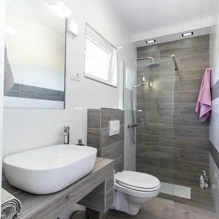 Beachside Villa Marko * Milna (Brac)